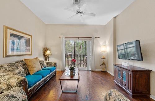 Bahama Bay House | Bahama Bay Charming 3BR Condo with Balcony View