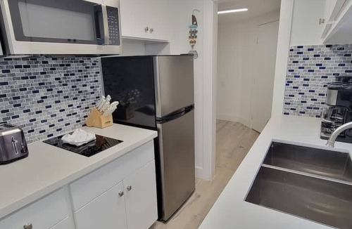 South Padre Island House | Bahama Mama House (4-Bedroom Home) with Pool by RedAwning