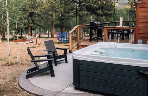 Bailey Cabin | Bailey Escape - Hot Tub Game Room 4 Bed, 4 bath on 2.65 acres