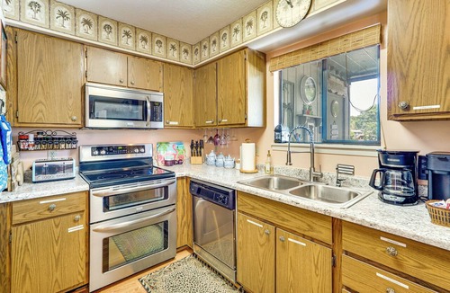 Lake Ozark Condo | Balcony & Views! Waterfront Lake Ozark Condo