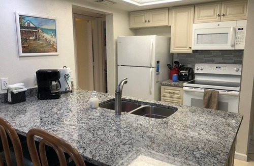 Siesta Key Condo | Barb's Three Wishes! Sun, Sand, Siesta!