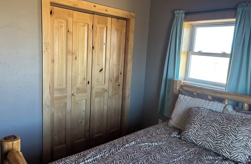 Alamosa House | Barndominium W/Views of The Sangre de Cristo Mountains