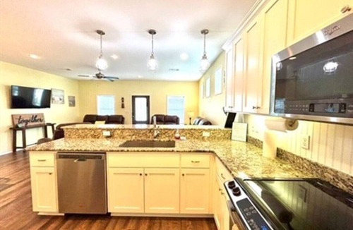 Port O Connor House | Barndominium with Fenced Back Yard