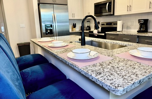Deerwood Apartment | Bartram's Apartment. 2 Beds, 1 Bath