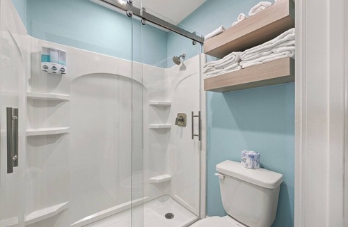 Flour Bluff Hotel | Basecamp for your Bluffs Landing Marina stay - Adventure+ #2