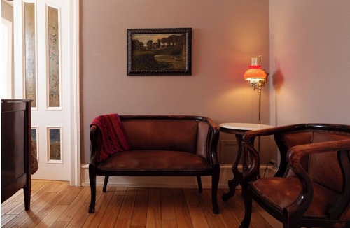 Cimarron Hotel | Bat Masterson - Historic Hotel Room