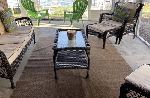 Alligator Point House | Bay Front-Private Dock-Spectacular Sunrises and Sunsets (Sleeps 6)