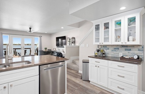 Key Allegro Condo | Bay View Serenity~ Beautiful Waterfront Condo on Little Bay
