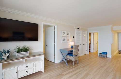 Punta Rassa Condo | Bay View Tower #134 LUXURIOUS NEWLY RENOVATED 2 BED CONDO WITH BREATHTAKING VIEWS