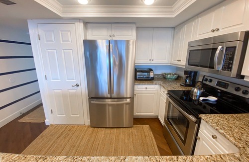 Punta Rassa Apartment | Bay View Tower 334: Enjoy fishing by day, and Beachfront views for Sunset