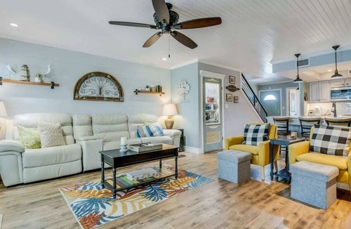 Rockport Condo | Bayfront Kontiki 103