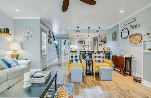 Rockport Condo | Bayfront Kontiki 103