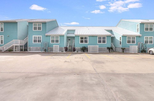 Rockport Condo | Bayfront Kontiki 301