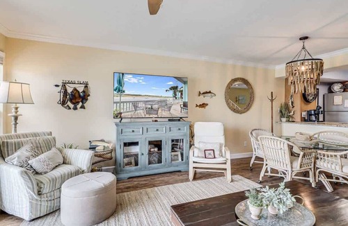 Rockport Apartment | Bayfront Kontiki 502