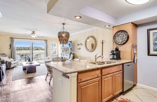 Rockport Apartment | Bayfront Kontiki 502
