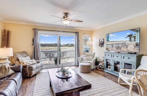 Rockport Apartment | Bayfront Kontiki 502