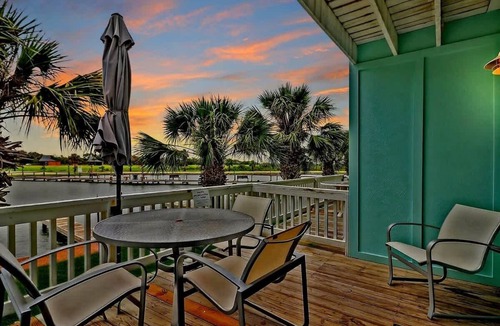 Rockport Condo | Bayfront Kontiki 602