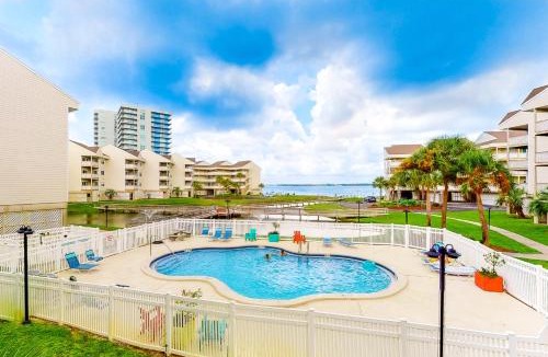 Pensacola Beach Apartment | Baywatch G1