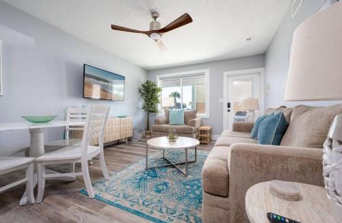 Jacksonville Beach Apartment | Be A Nomad - 4 Unit Oceanfront Building - Sleeps 26 - Jacksonville Beach