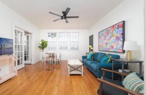 Southbank Apartment | Be A Nomad - Historic 2BR Retreat by the River