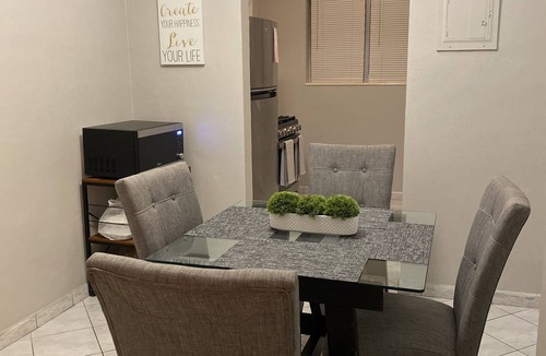 North Beach Apartment | Beach Apartment 1 bed/1 bath located in a quiet neighborhood. Ocean close by.