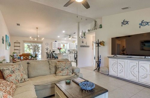 Florida Ridge House | 'Beach Blessings': Beautiful Home in Vero Beach!
