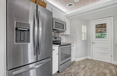 Singer Island House | Beach Bungalow on Singer Island - Steps to the Beach. Dog friendly!