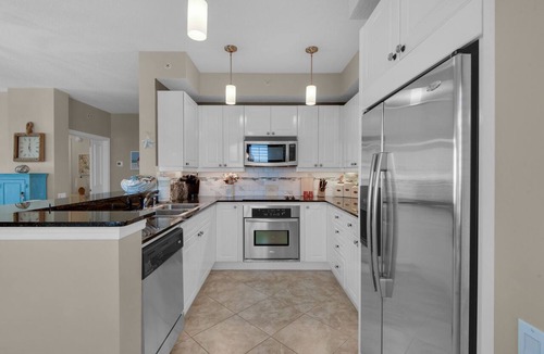 Navarre Beach Condo | Beach Colony West 12A Gulf-Front 3 BD/3BA w/Beach Service & Onsite Management