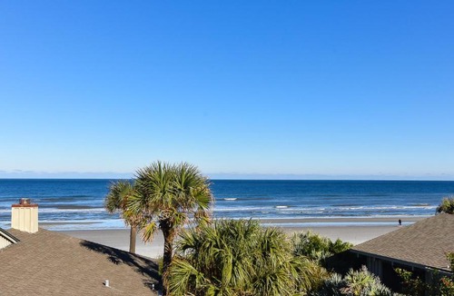 Sea Dunes Apartment | Beach Daze Townhome at Sea Dunes Green Turtle B5 ~ Ocean View next to Pool