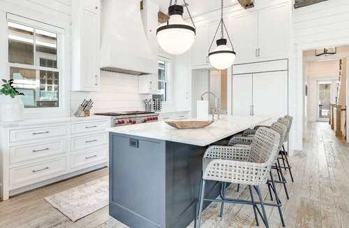 Seacrest House | BEACH FRONT "Marlin House" Custom, Heated Private Pool, 10BR, Sleeps 22