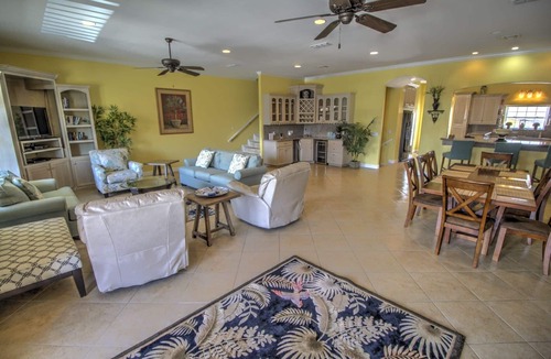 South Padre Island House | Beach Getaway- Huge Luxury Home Just Steps from the Beach