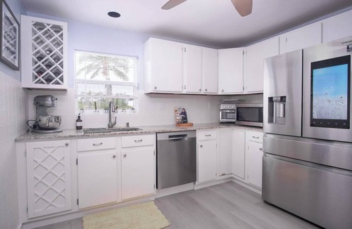 Breezeswept Beach Estates House | Beach Haven 4bed/2bath open water single family