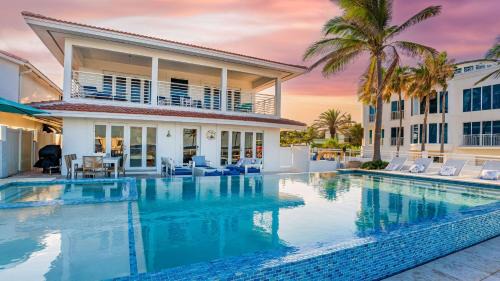 Birch Park Finger Streets House | Beach Haven by AvantStay