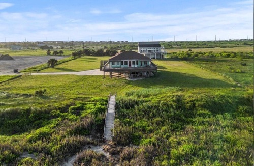 Galveston House | Beach Haven- Overlook the gulf!