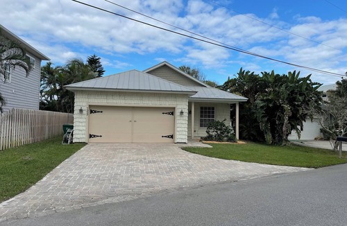 Aquarina House | BEACH HOME ONE BLOCK FROM THE OCEAN