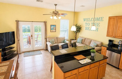 Crescent Beach House | Beach Townhouse w/Private Pool - Steps from the Beach