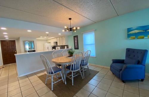 South Padre Island House | Beach View Condo 106 By The Beach Heated Pool Hot tub