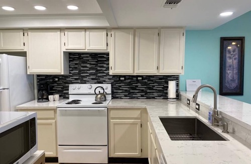 South Padre Island House | Beach View Condo 106 By The Beach Heated Pool Hot tub