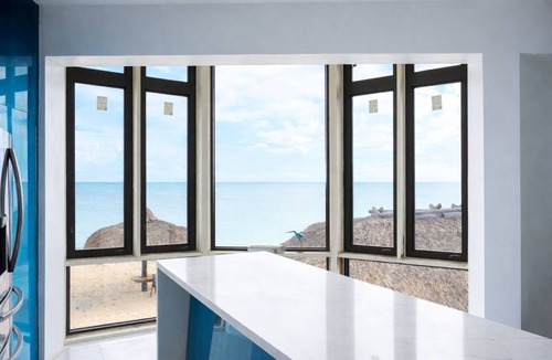Long Beach Estates Apartment | Beach View Room Dormitory Room Barnacle Resort