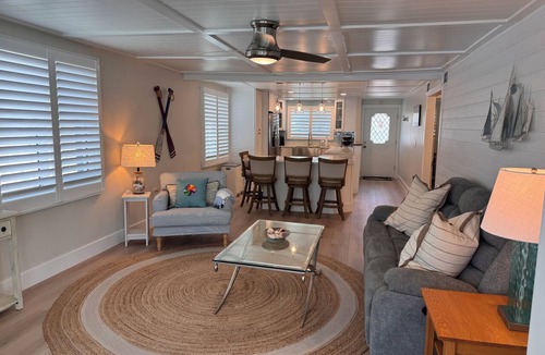 Whitney Beach Villa | Beach Villa in Spanish Main