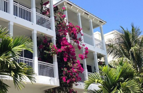 North Beach Villa | Beach Villa. Walk to the beach 1min. Close to famous Broadwalk. Terrace renewed