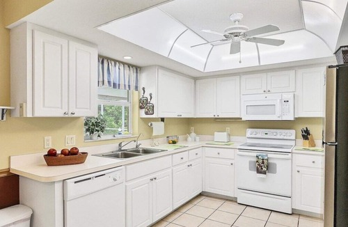 Englewood East House | Beachcomber's - Enjoy the nature and water view from your lanai.