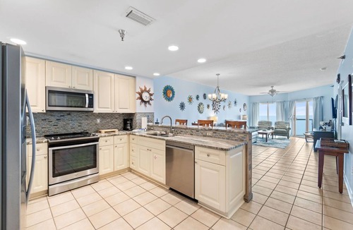 Villa Primera Condo | Beachfront 2BR | Emerald Isle | Stunning Gulf Views