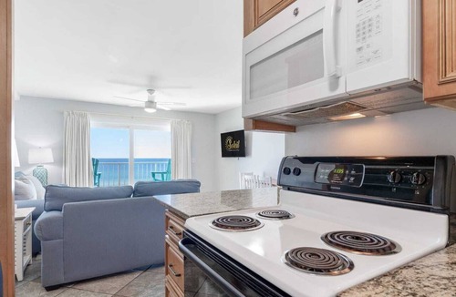 Panama City Beach Condo | Beachfront | Beach Chairs Included! I FLPCB53