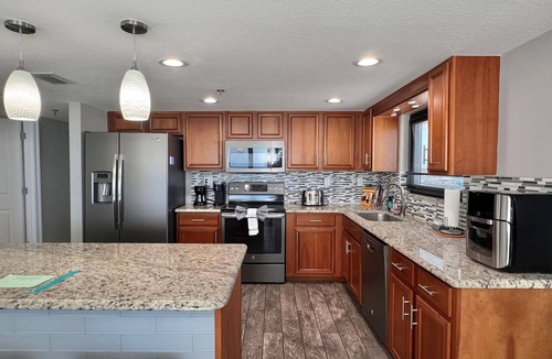 Biltmore Beach Condo | Beachfront Condo, Pool, 700 sq ft Balcony! Hot Tub,