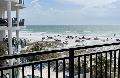 Belle Vista Condo | Beachfront condo on the Gulf of Mexico