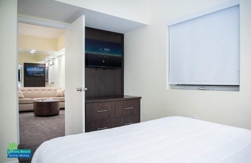 North Beach Hotel | Beachfront Getaway for the Whole Family! Outdoor Pool + Oceanfront Property