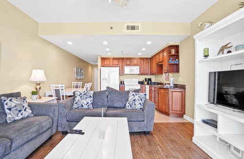 Miramar Beach Condo | Beachfront, Golf Round for Hubby Incl Daily, Pools, Waterpark, Lazy River