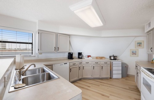 Galveston House | Beachfront Home with Beautiful Views