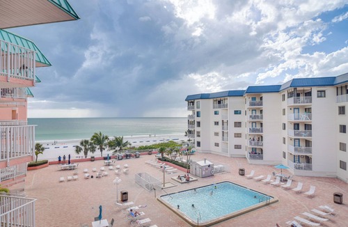 Indian Shores Apartment | Beachfront Indian Shores Vacation Rental Condo